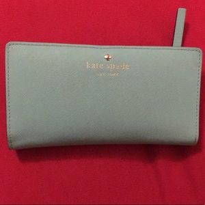 Kate spade mint wallet
